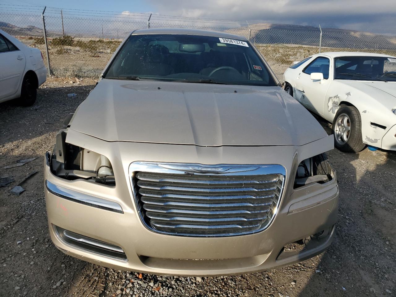 2C3CCAAG7CH272927 2012 Chrysler 300