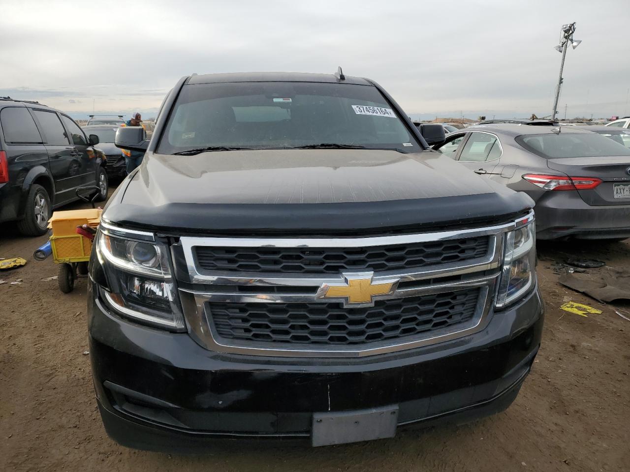 2018 Chevrolet Suburban K1500 Lt vin: 1GNSKHKC0JR210031