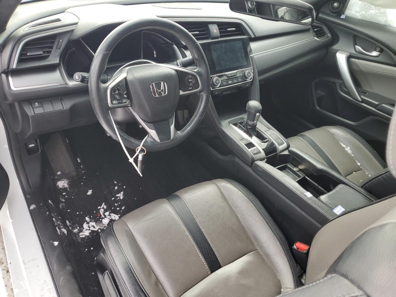 2HGFC3B79HH352130 HONDA CIVIC 2017