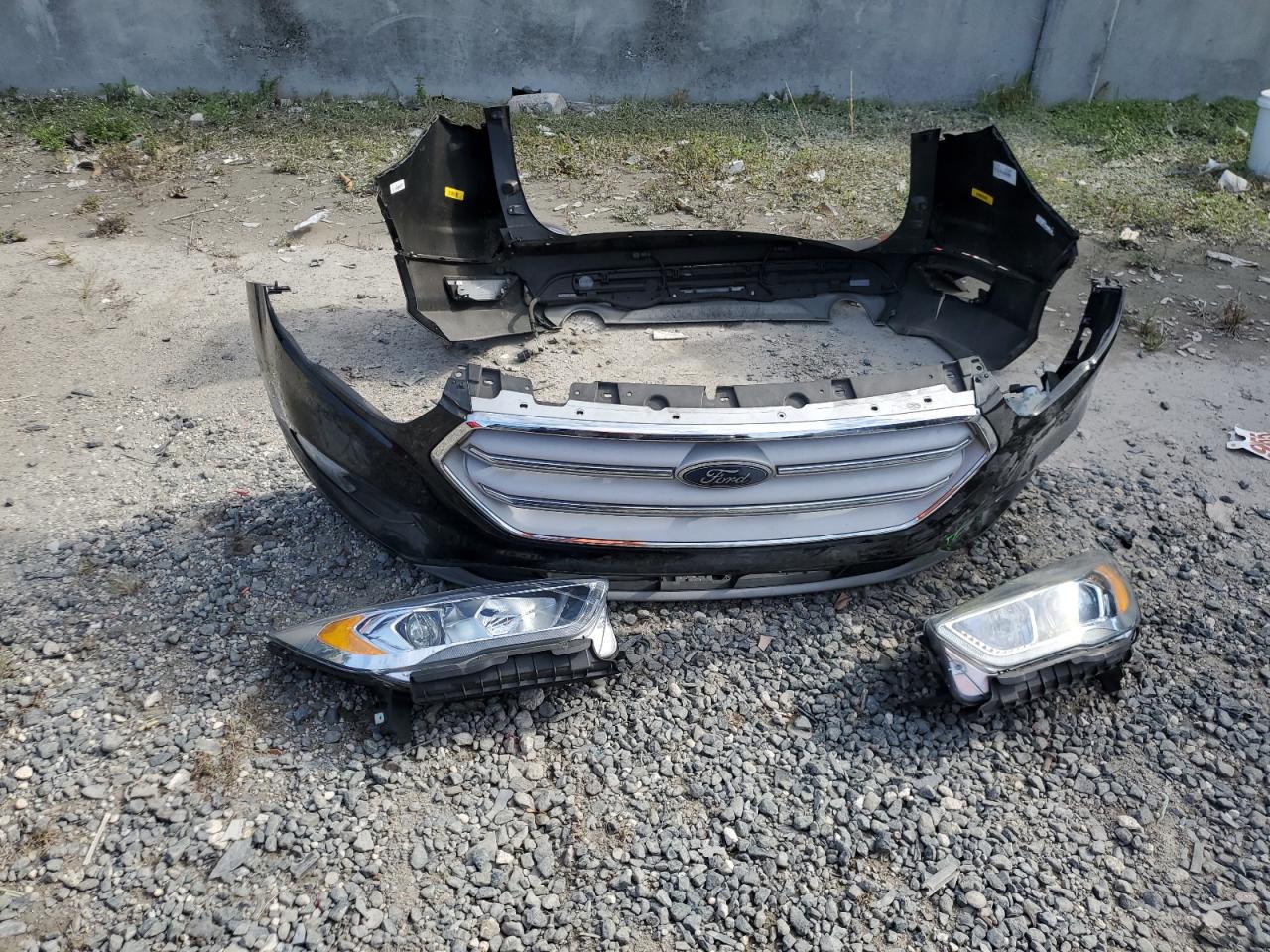 1FMCU0HD4JUC73280 FORD ESCAPE 2018
