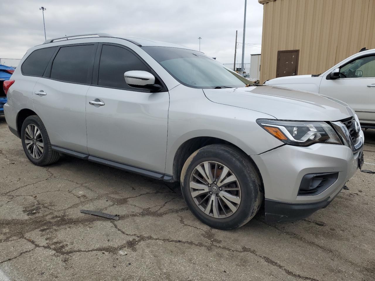 5N1DR2MM4HC635860 NISSAN PATHFINDER 2017