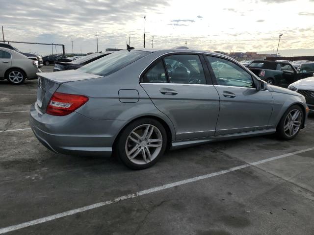 VIN WDDGF4HB3DA774565 2013 Mercedes-Benz C-Class, 250 no.3