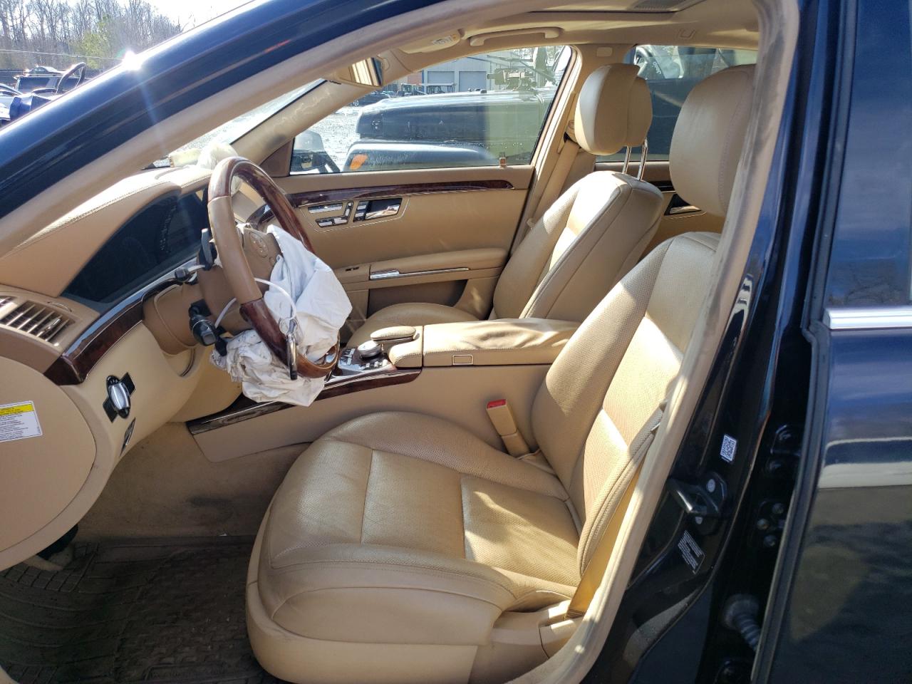 WDDNG7BB7AA295527 2010 Mercedes-Benz S 550