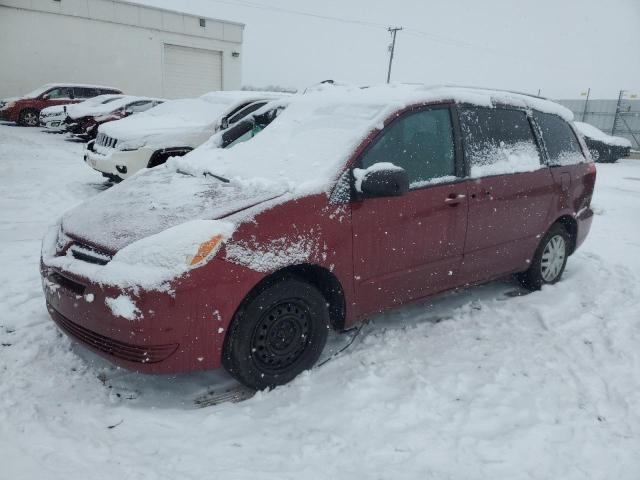 2004 Toyota Sienna CE