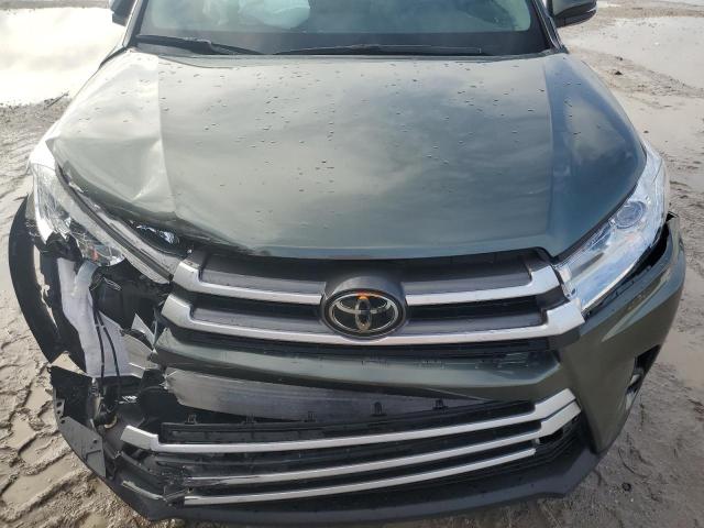 VIN 5TDKZRFH7KS295730 2019 Toyota Highlander, SE no.12