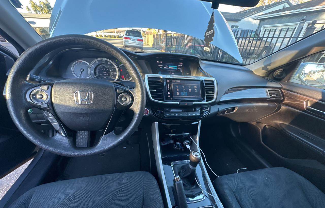 1HGCR2E7XGA154144 HONDA ACCORD 2016