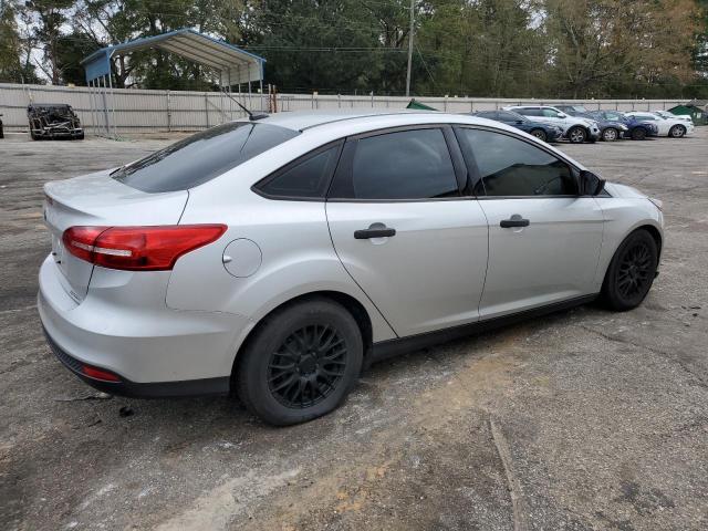 2015 Ford Focus S VIN: 1FADP3E24FL345635 Lot: 38388554