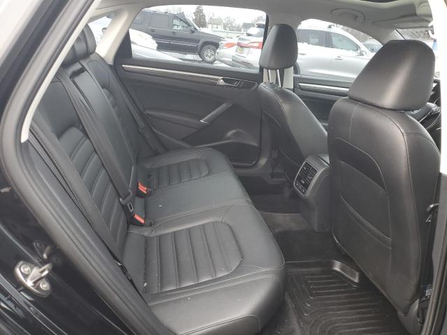 2017 VOLKSWAGEN PASSAT SEL - 1VWCT7A31HC056431