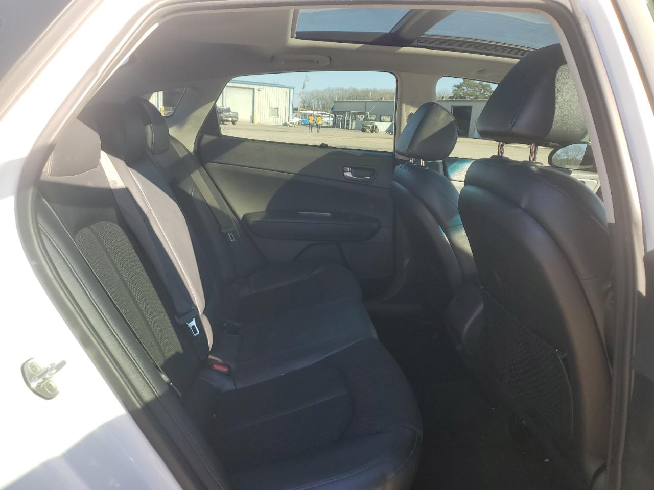 5XXGT4L3XKG366245 2019 Kia Optima Lx