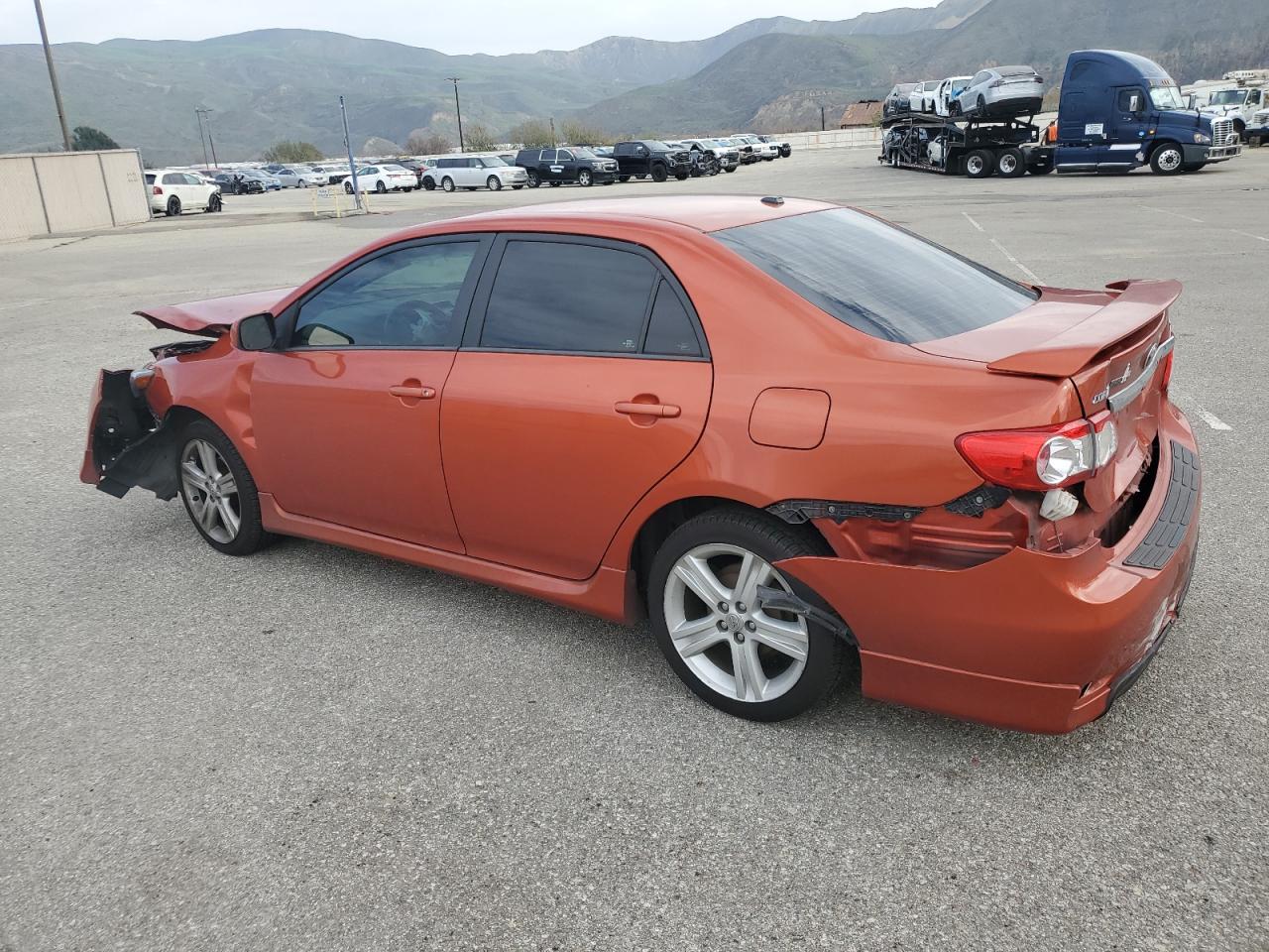 2T1BU4EEXDC068584 2013 Toyota Corolla Base