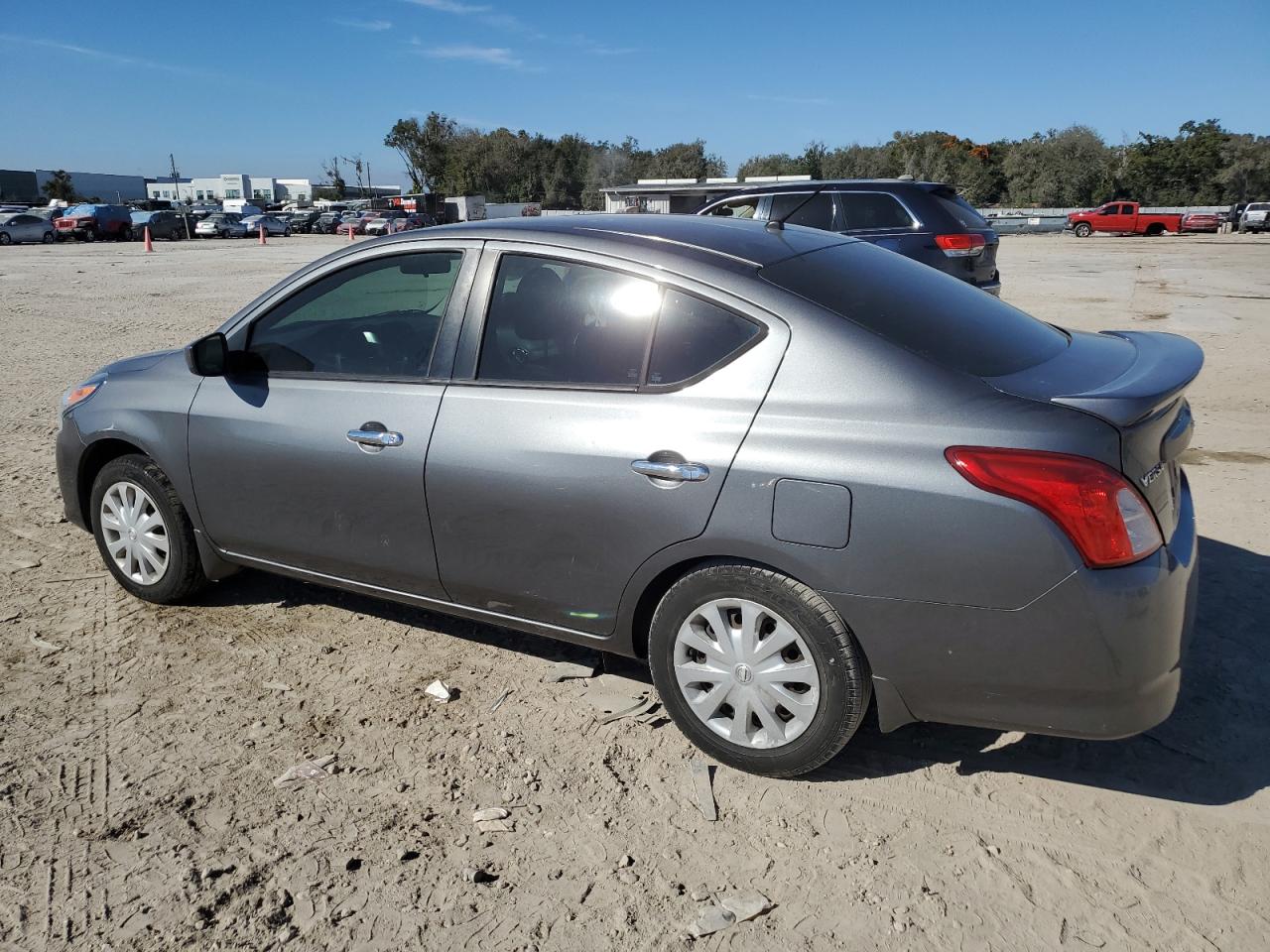 3N1CN7AP7HL826896 NISSAN VERSA 2017