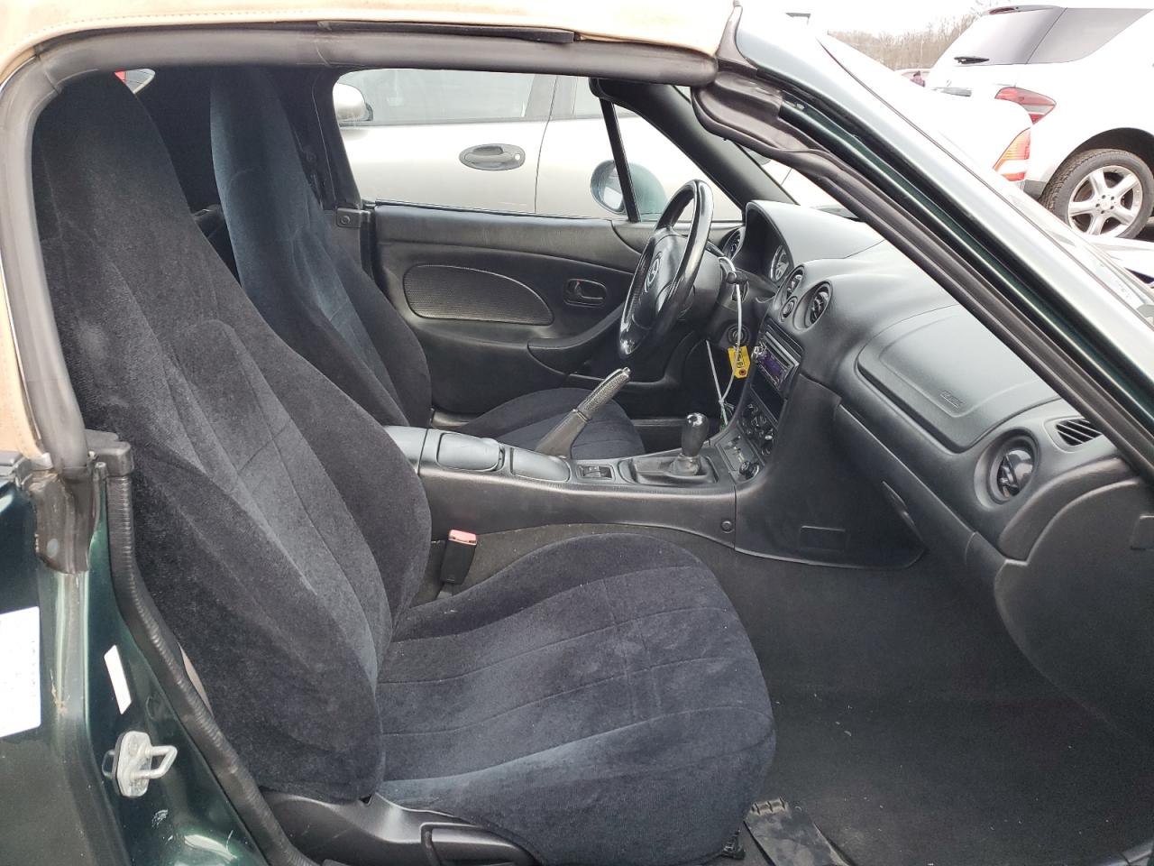 JM1NB353420222872 2002 Mazda Mx-5 Miata Base
