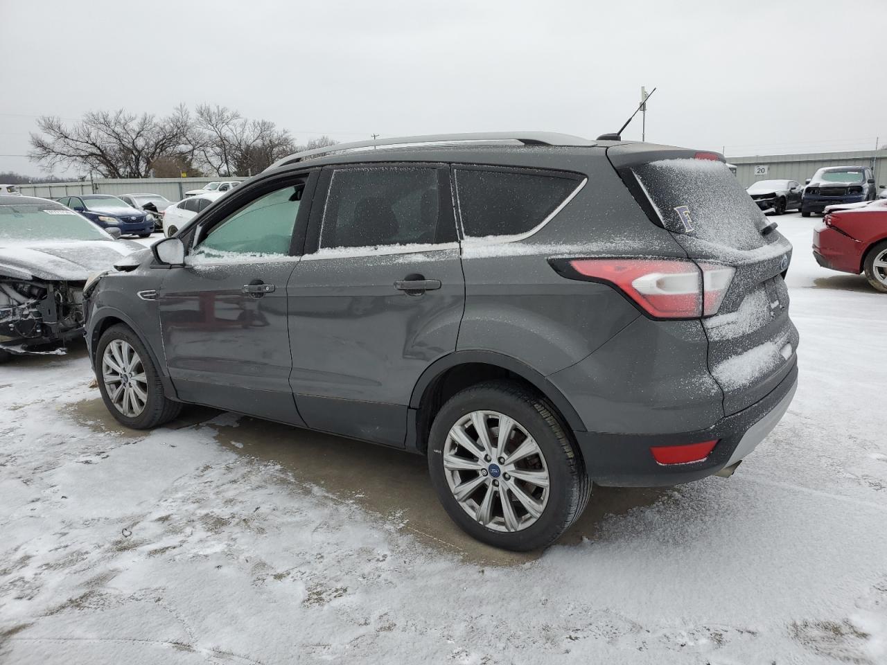 1FMCU0JDXHUC76348 FORD ESCAPE 2017