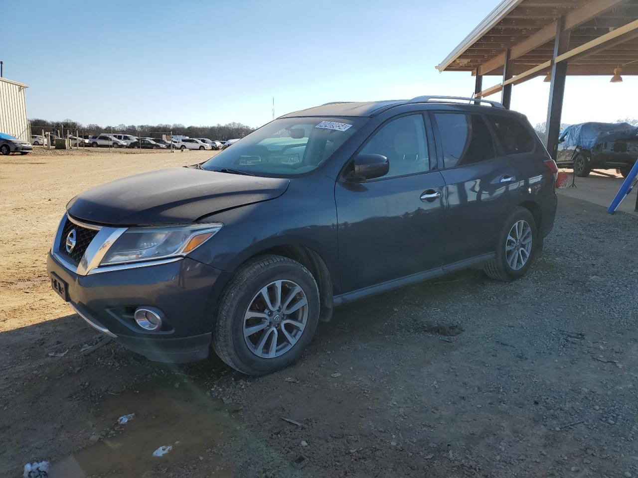 5N1AR2MM3GC****** Salvage and Wrecked 2016 Nissan Pathfinder in AL - Tanner