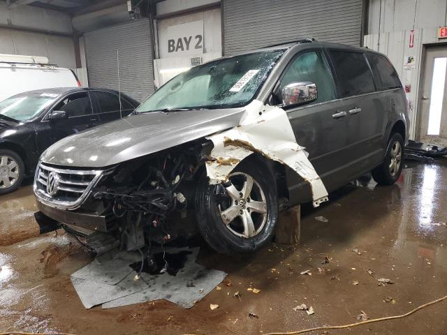 2010 Volkswagen Routan SEL