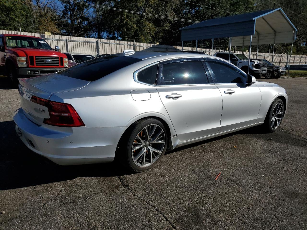 LVY982MK8JP022787 2018 Volvo S90 T5 Momentum