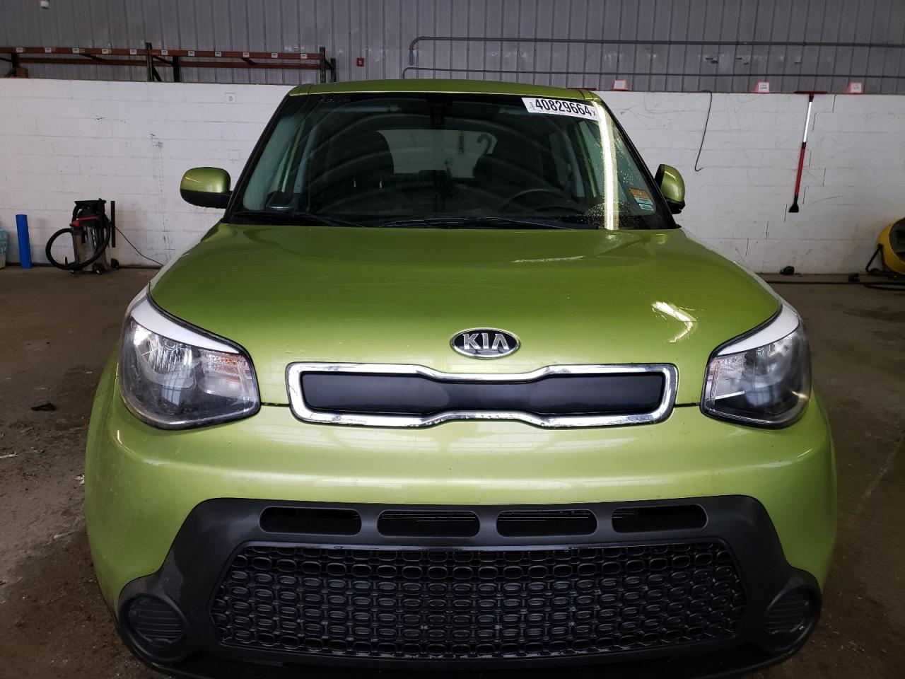 2016 Kia Soul vin: KNDJN2A20G7827225