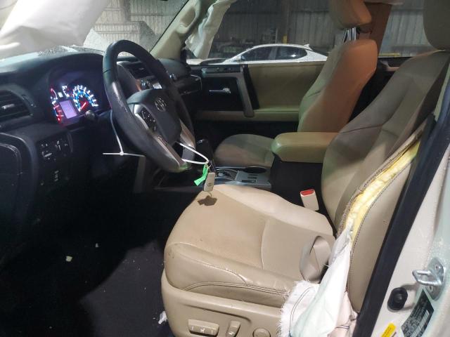 2019 TOYOTA 4RUNNER SR JTEBU5JR4K5646425