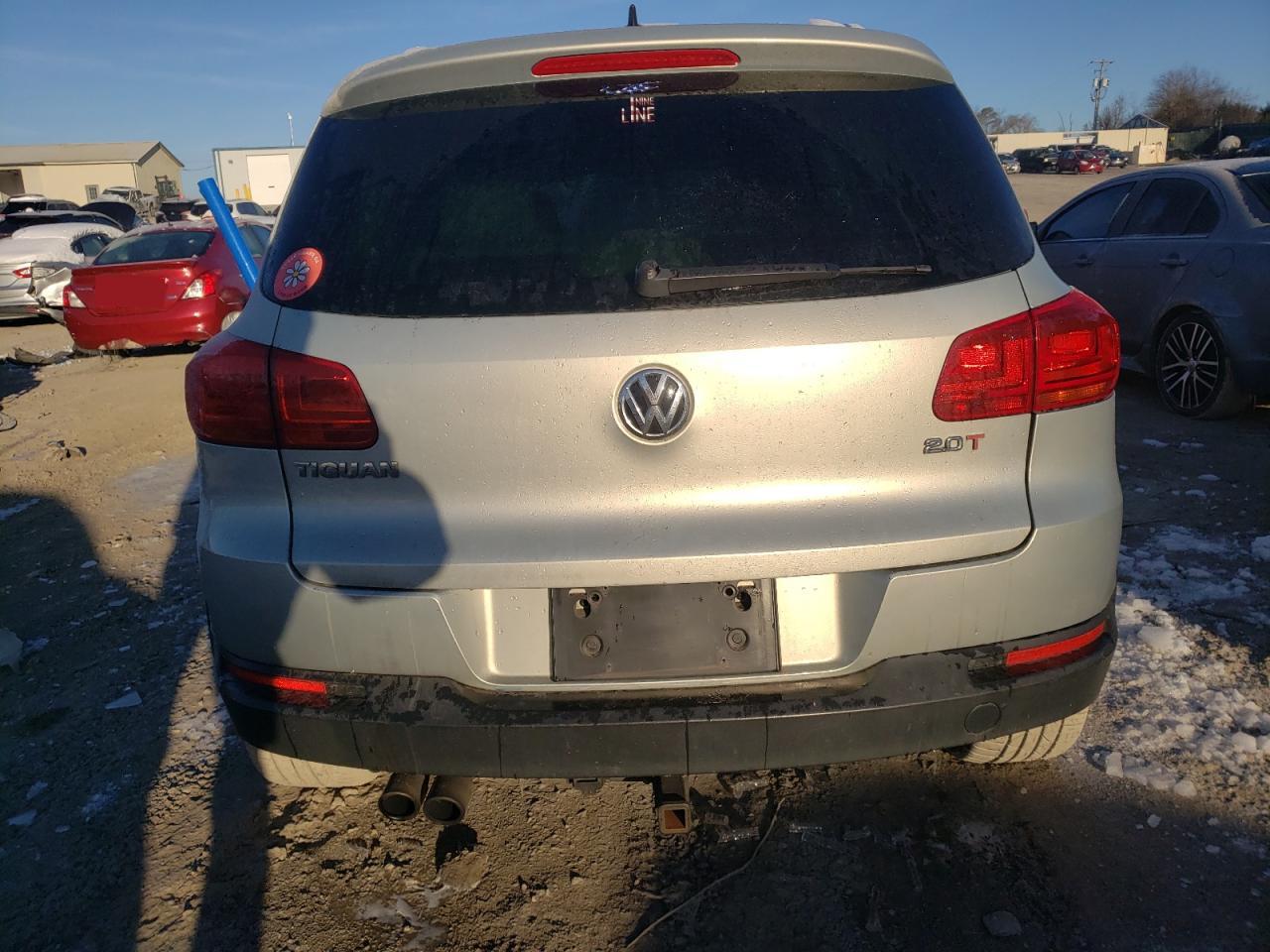 WVGAV7AX2CW551201 2012 Volkswagen Tiguan S