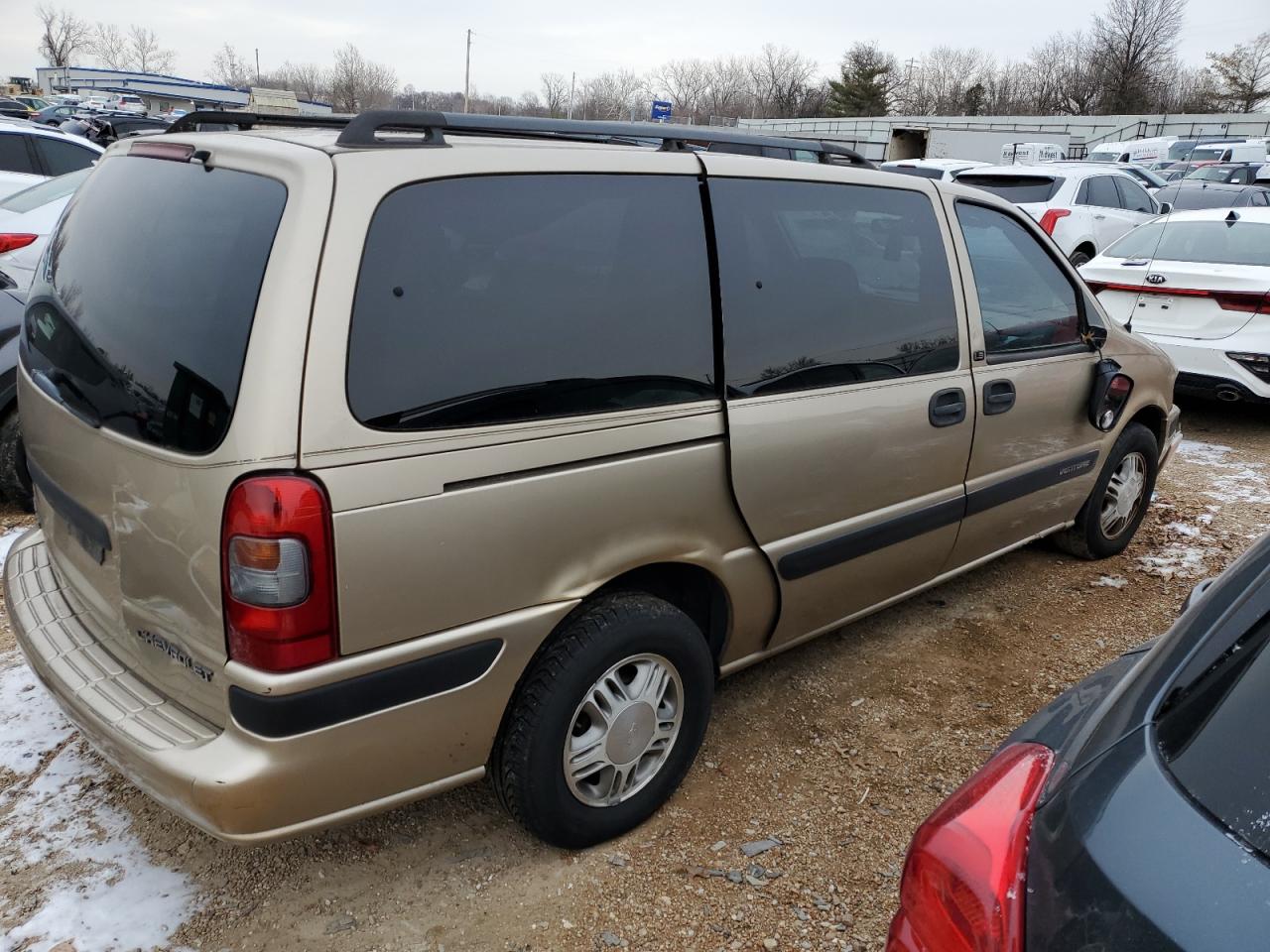 Lot #2371268741 2005 CHEVROLET VENTURE LS