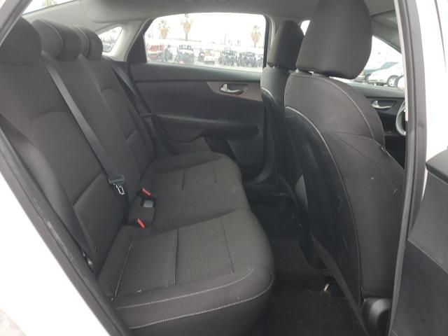 3KPF24AD3KE034182 2019 Kia Forte Fe