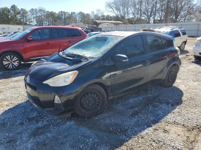 2013 Toyota Prius c 