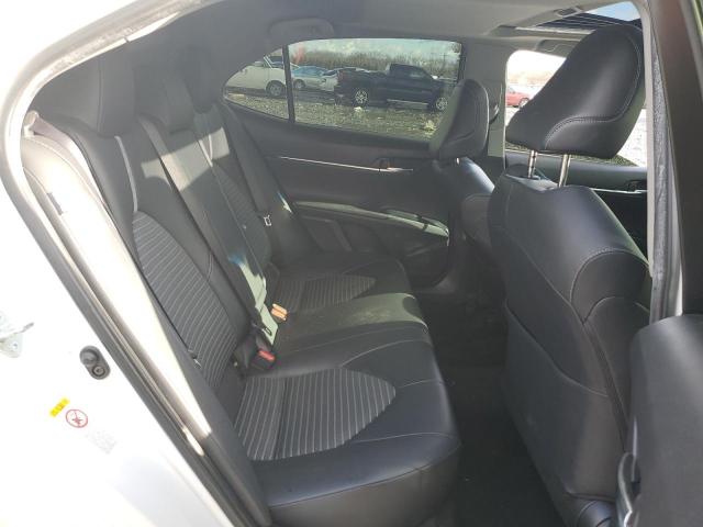 2018 TOYOTA CAMRY L - JTNB11HK0J3000349