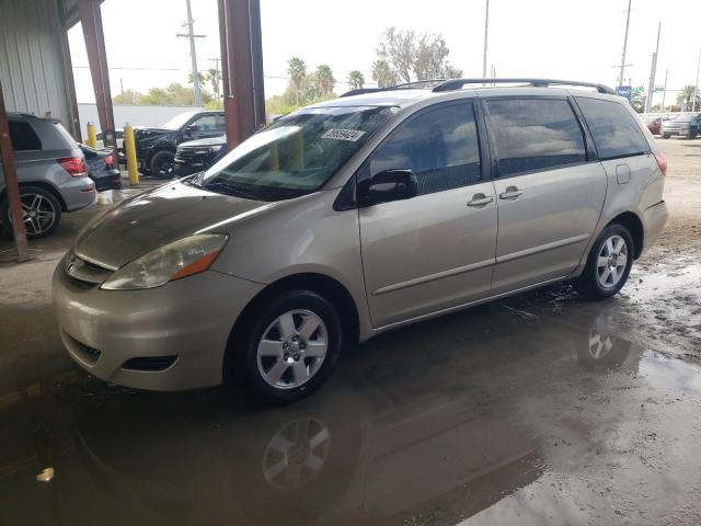 2009 Toyota Sienna CE