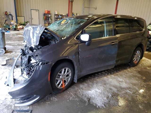 Lot #2403903860 2017 CHRYSLER PACIFICA T salvage car