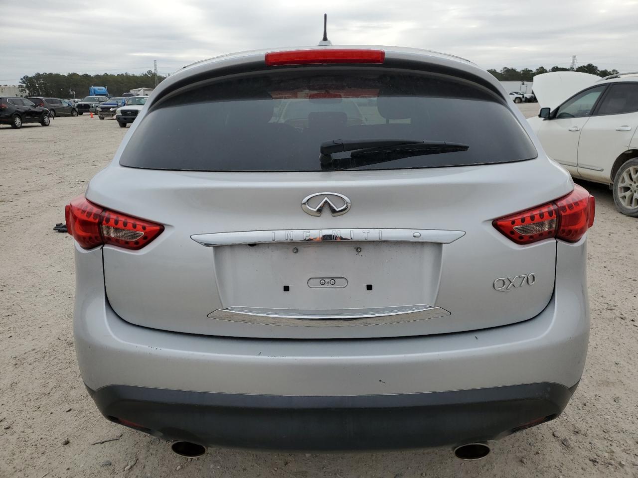 JN8CS1MU0GM670391 2016 Infiniti Qx70