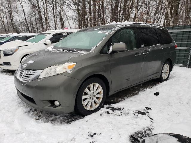 2011 Toyota Sienna XLE