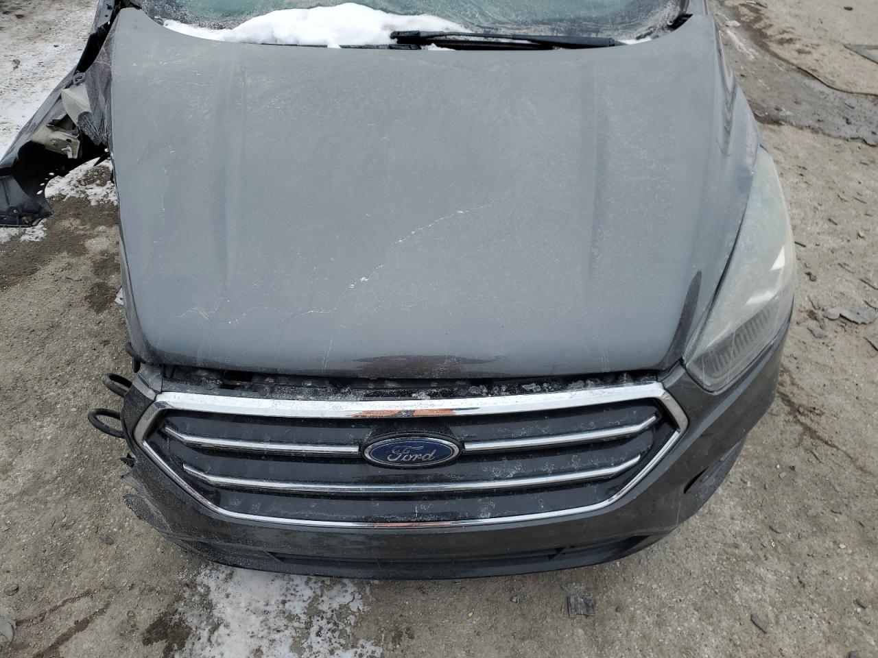 1FMCU9J9XHUA91233 FORD ESCAPE 2017