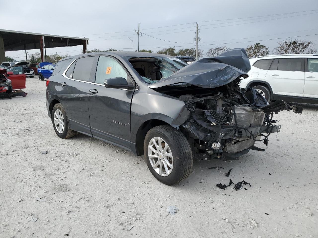 2GNAXJEV5J6315628 2018 Chevrolet Equinox Lt