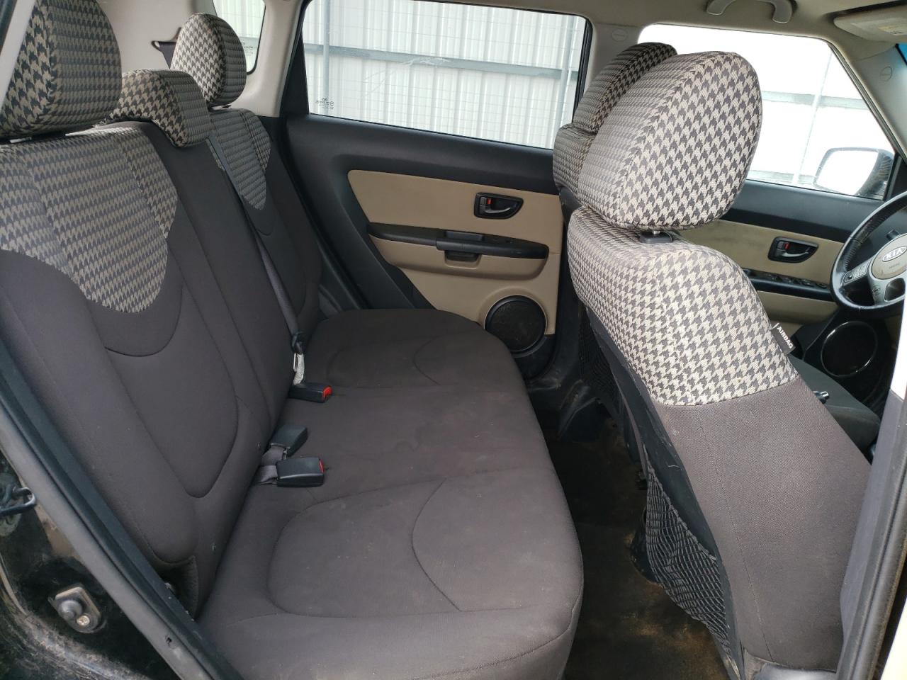 KNDJT2A28B7280879 2011 Kia Soul +