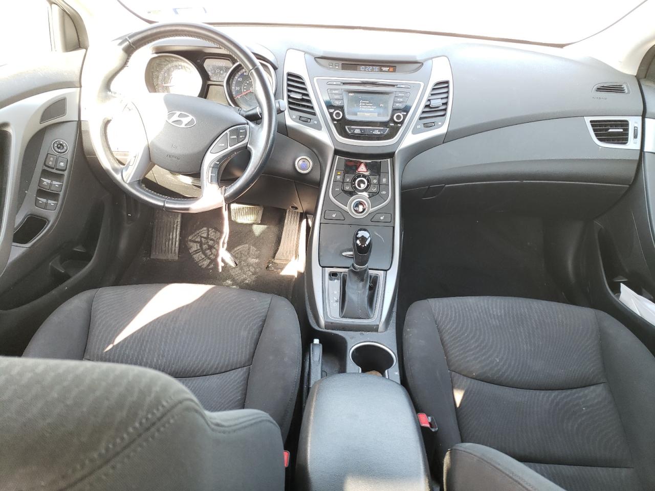 KMHDH4AE5GU604198 2016 Hyundai Elantra Se