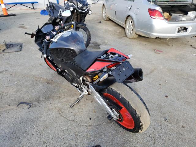2017 APRILIA RSV4 RR ZD4KEU006HS000154