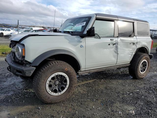 2021 Ford Bronco Base