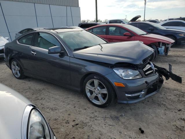 VIN WDDGJ4HB0DF975213 2013 Mercedes-Benz C-Class, 250 no.4