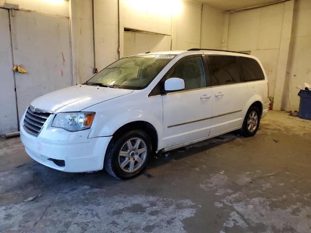 2010 Chrysler Town & Country Touring