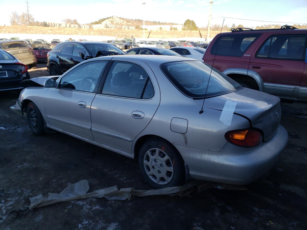 Lot #2330040027 2000 HYUNDAI ELANTRA GL