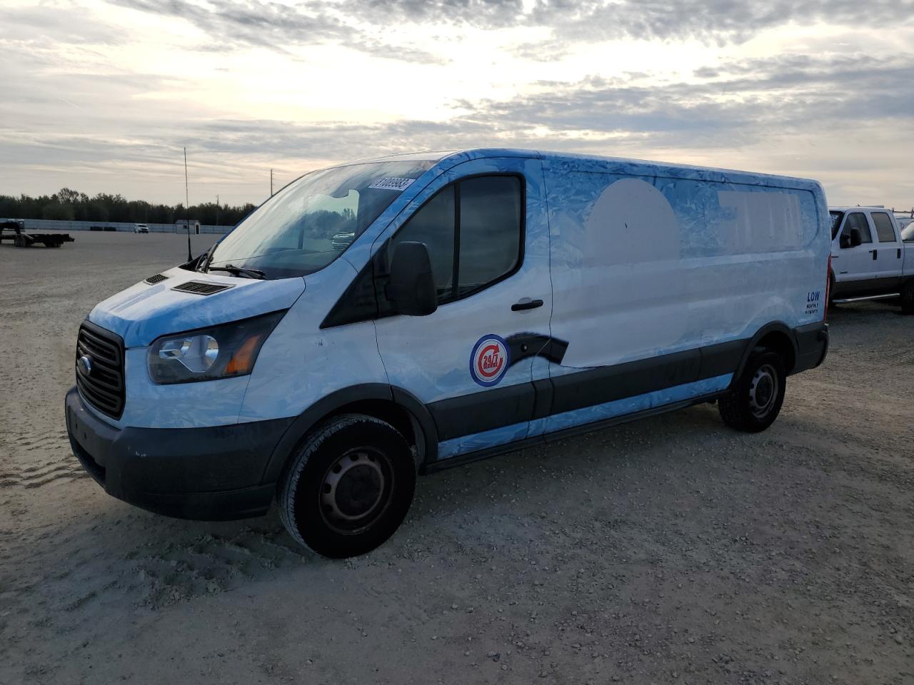 1FTYE2YM3JKB56093 FORD TRANSIT 2018