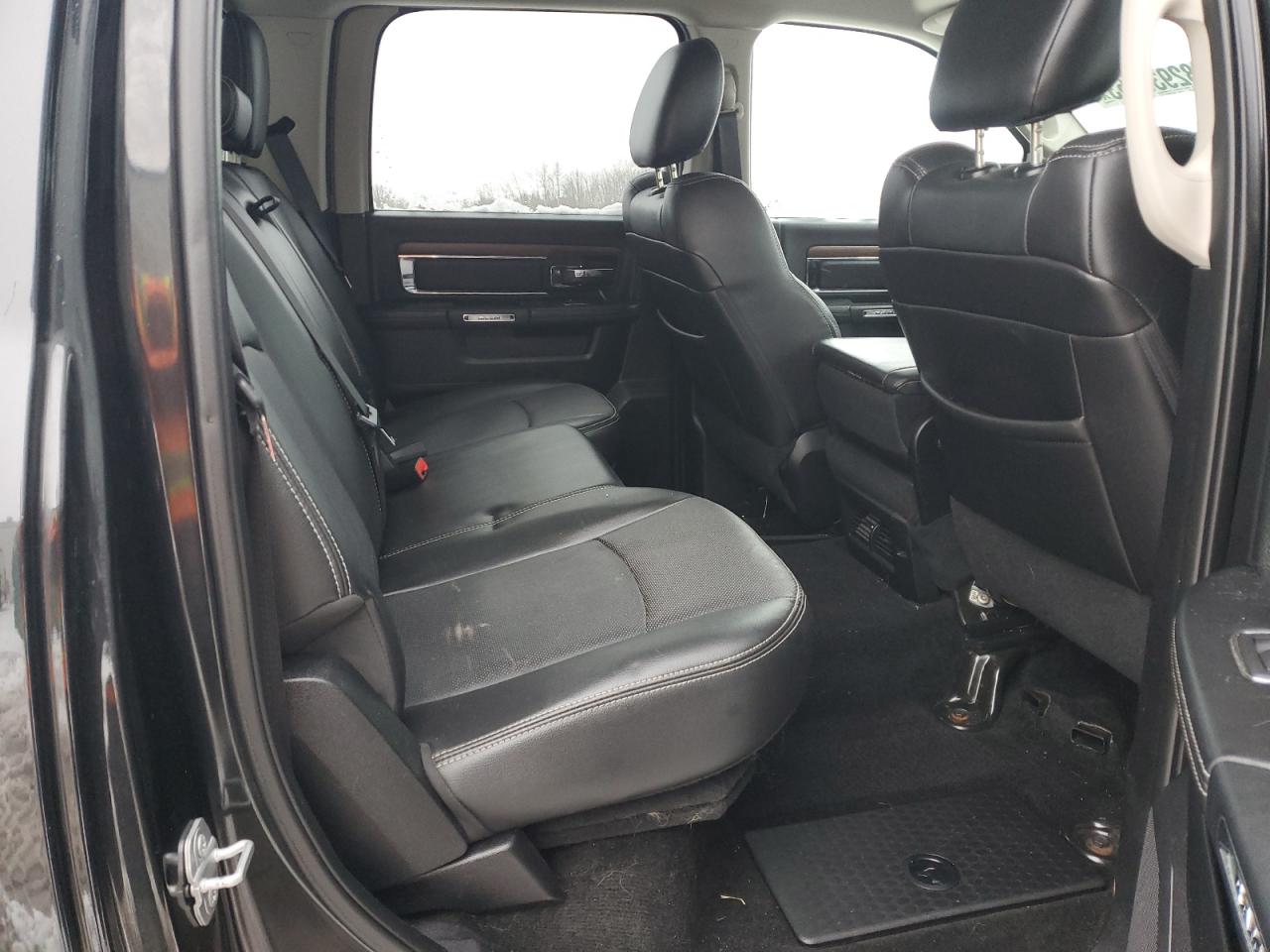 1C6RR7NT9GS125609 2016 Ram 1500 Laramie