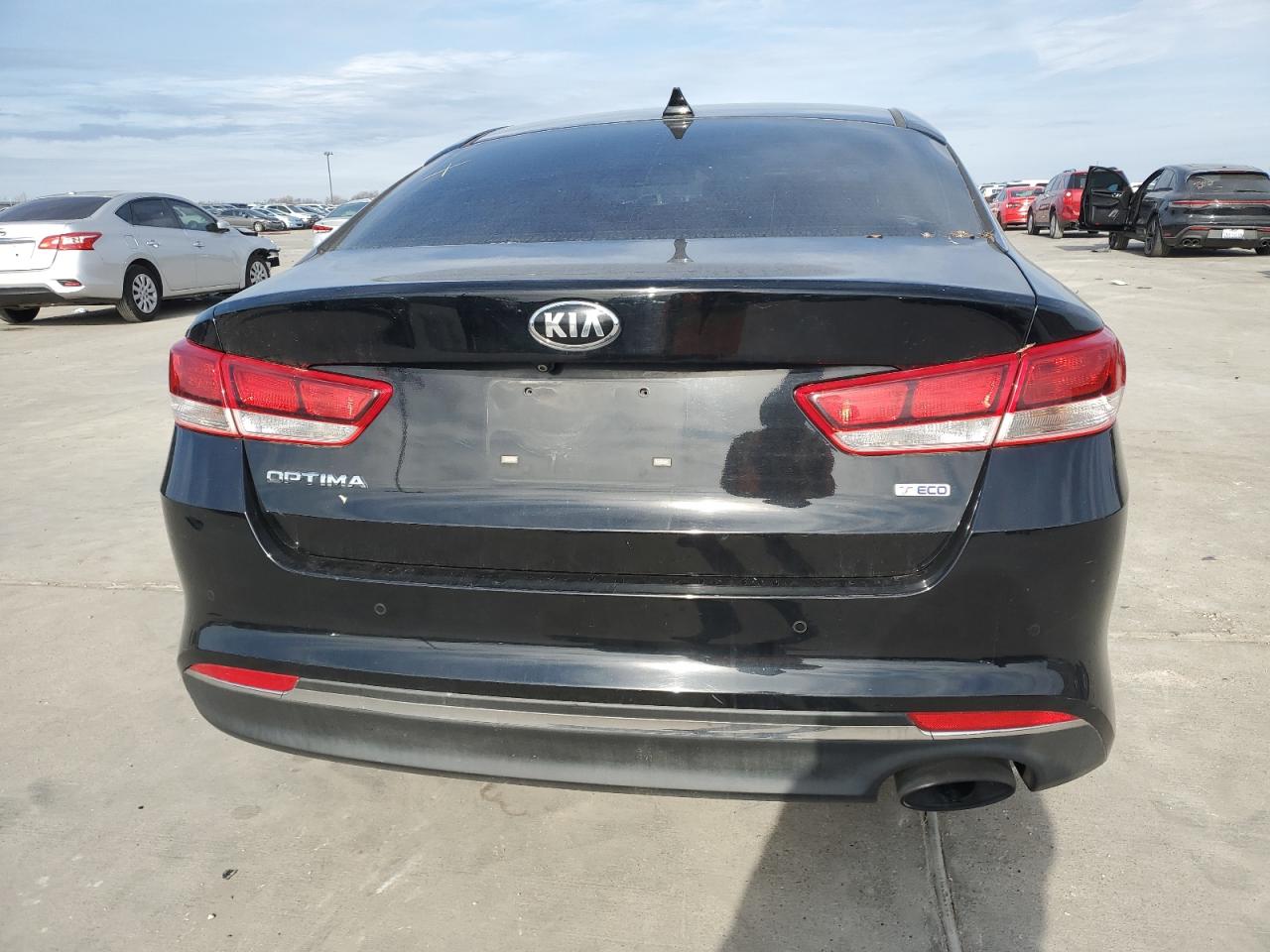 5XXGT4L18JG212811 2018 Kia Optima Lx