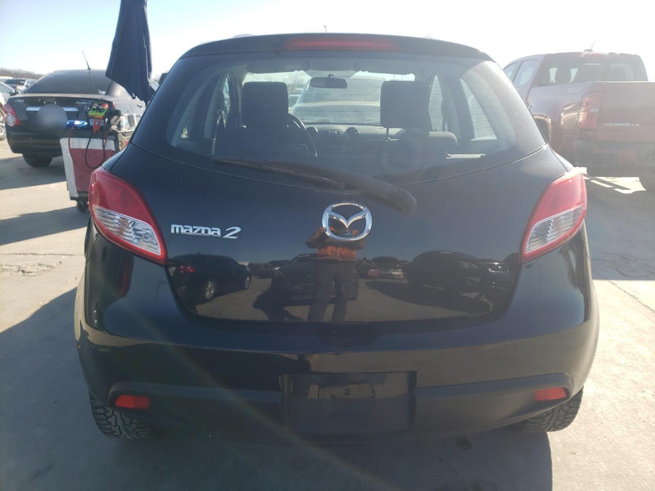 JM1DE1HZ6B0115247 2011 Mazda Mazda2