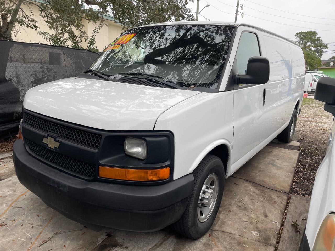 1GCWGGCFXF1143930 2015 Chevrolet Express G2500 1GCWGGCFXF1143930 2015 Chevrolet Express G2500