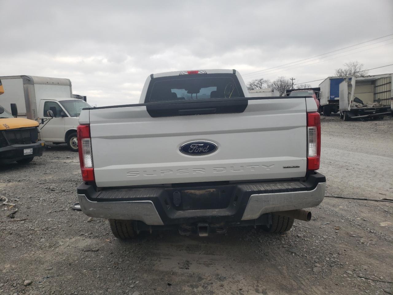 1FT7W2B61HEE55626 FORD F250 2017