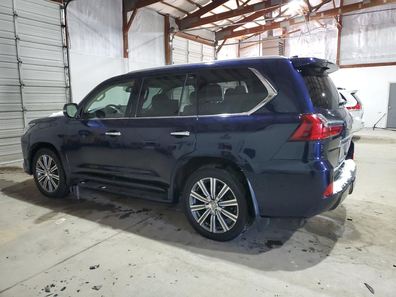 JTJHY7AX6G4196011 2016 Lexus Lx 570