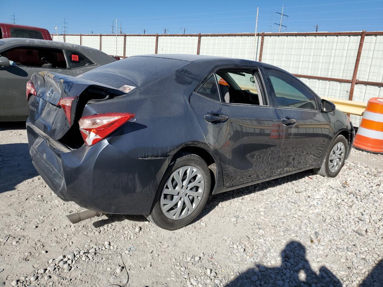 5YFBURHE7JP850412 TOYOTA COROLLA 2018