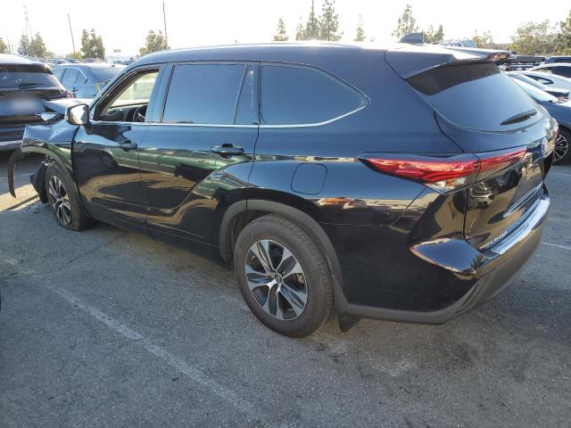 VIN 5TDHZRAH3MS062237 2021 Toyota Highlander, Xle no.2