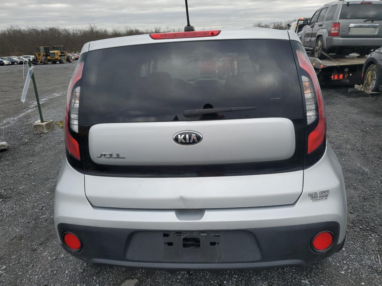 KNDJN2A25H7499673 2017 Kia Soul